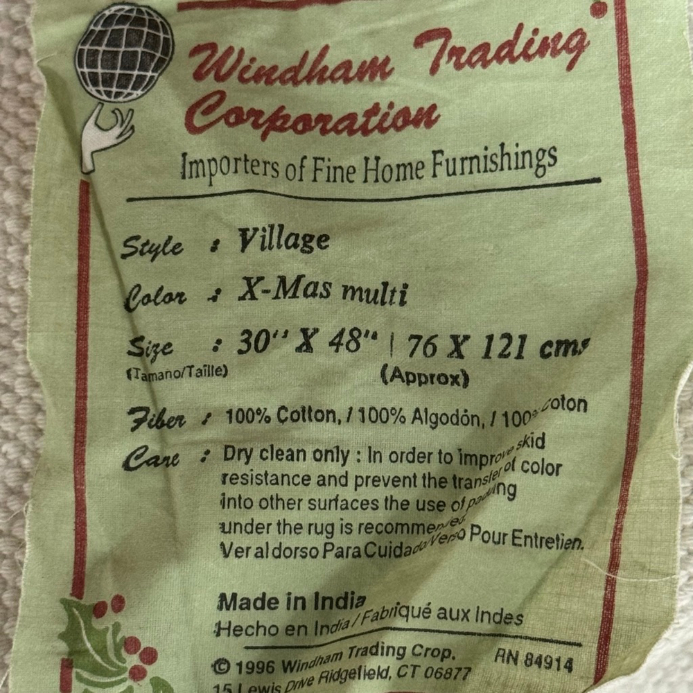 VTG Wyndham Trading Christmas Village Tapestry Rug Festive Holiday Decor Fringe - Picture 4 of 5